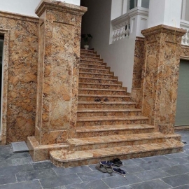 ĐÁ ỐP CẦU THANG VÀNG HOÀNG GIA